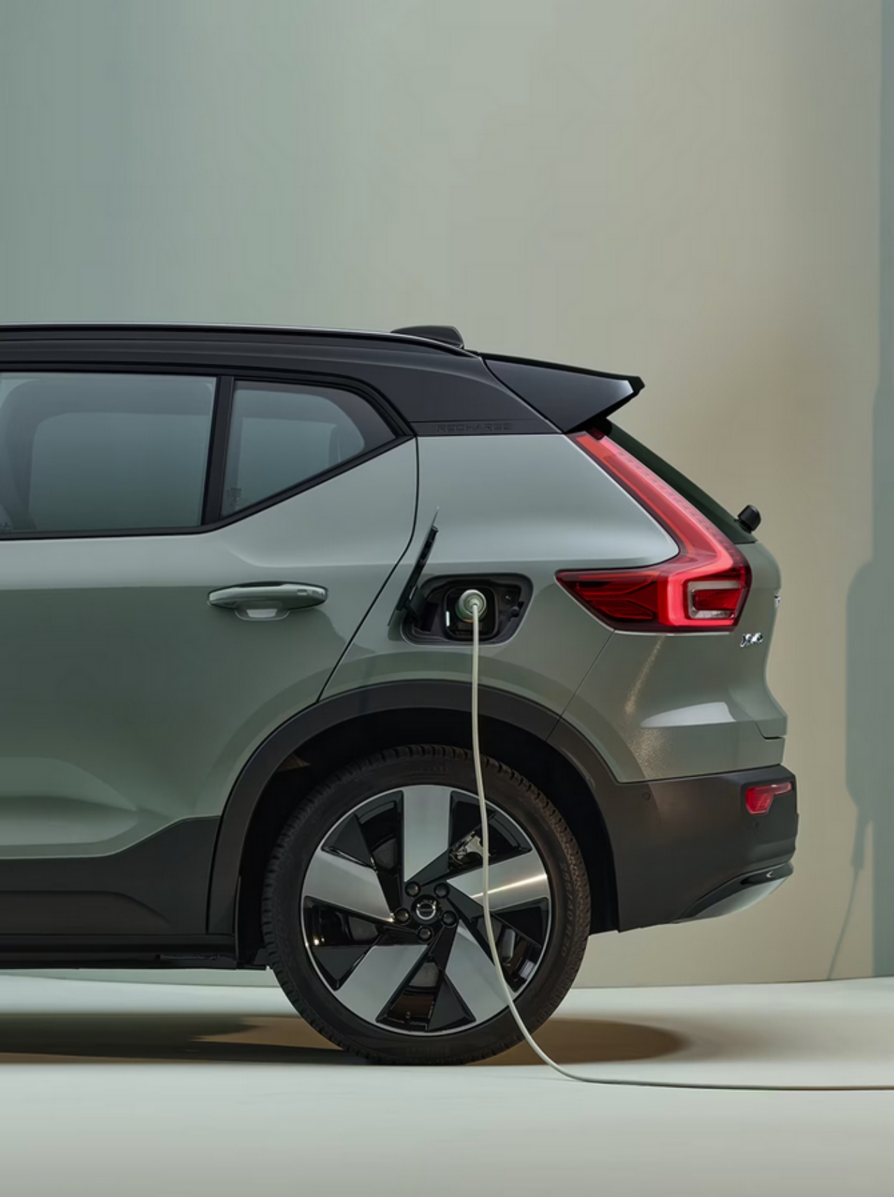 Tempahan Volvo XC40 Recharge Pure Electric 2023 Kini Dibuka, Dari RM278 ...